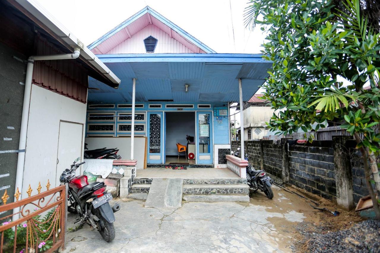Oyo 2197 Pulau Laut Guest House Banjarmasin  Esterno foto